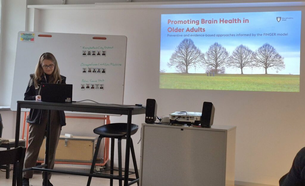 Presentation av utmaning om äldres hjärnhälsa.