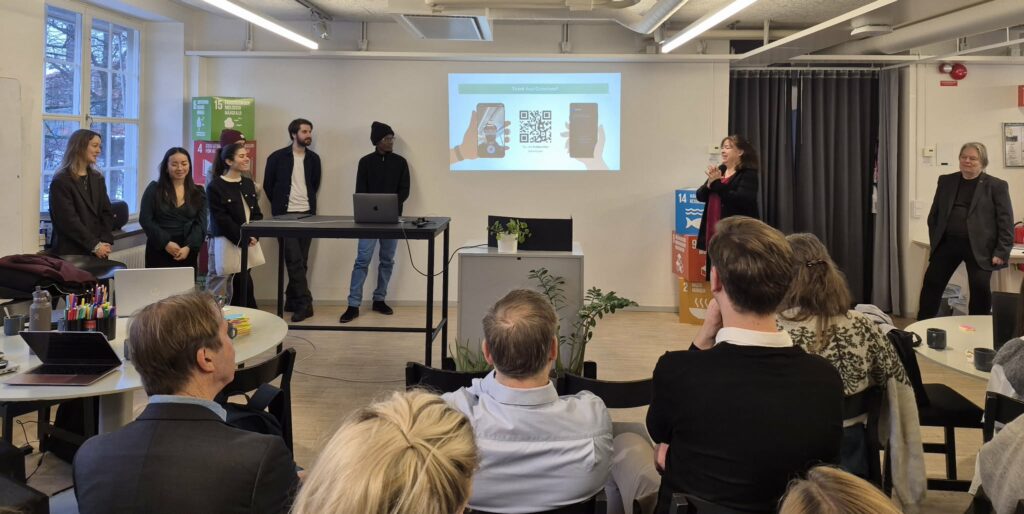 Slutpresentationer i Openlabs masterkurs höst 2025